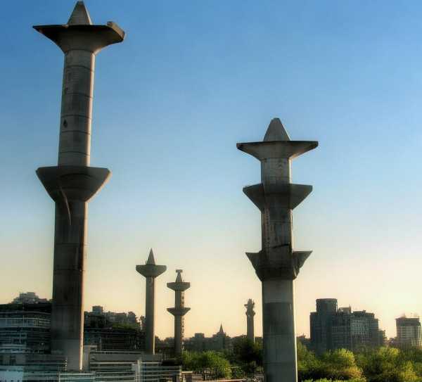 夕阳下的旅游团，人间晚晴的美好时光
